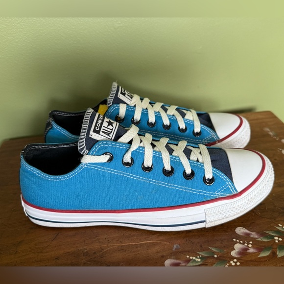 Converse All Stars Never Worn Unisex M Sz 7 W Sz 9 Chuck Taylor Low Top Sneakers - Picture 1 of 9
